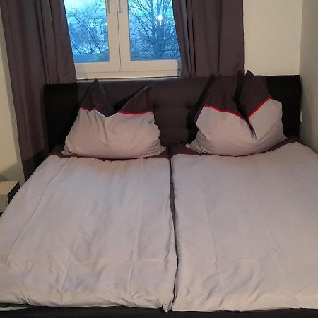 Berlin - Schoenefeld Gruene Wohnung Exteriér fotografie